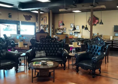 Prior Lake shop's elegant three black chairs in the waiting area